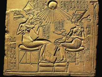 akhenaton and nefretiti
