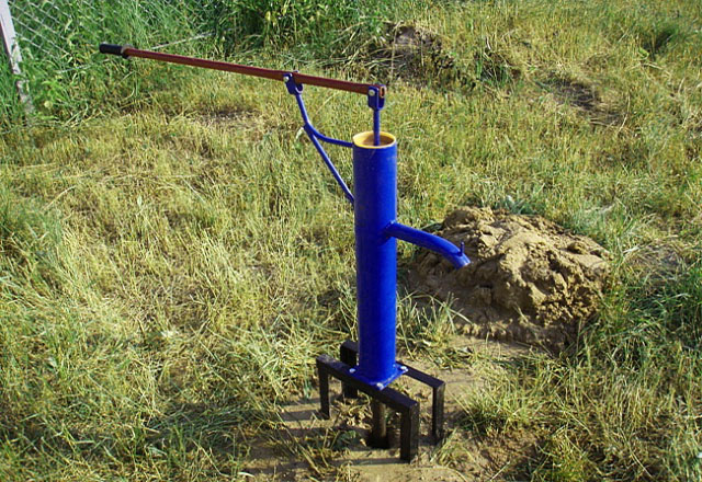 pipe-driving drilling water wells